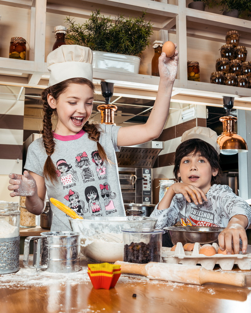 ACOOLA Kids KITCHEN 2014 antonmiller AntonMillerProduction fashion photography ACOOLAKids MacaronisKids