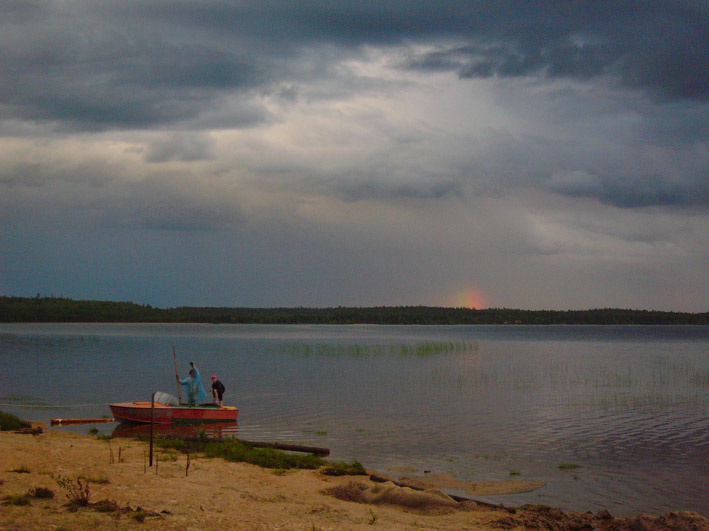 После грозы гроза, рыбаки, озеро, радуга