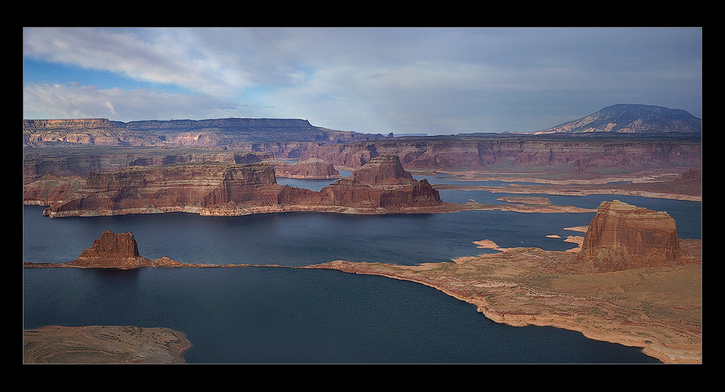 на базе всё спокойно Lake Powell, Glen Canyon, Utah, Arizona, US, aerophoto, panoramic