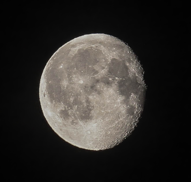 Just Moon луна