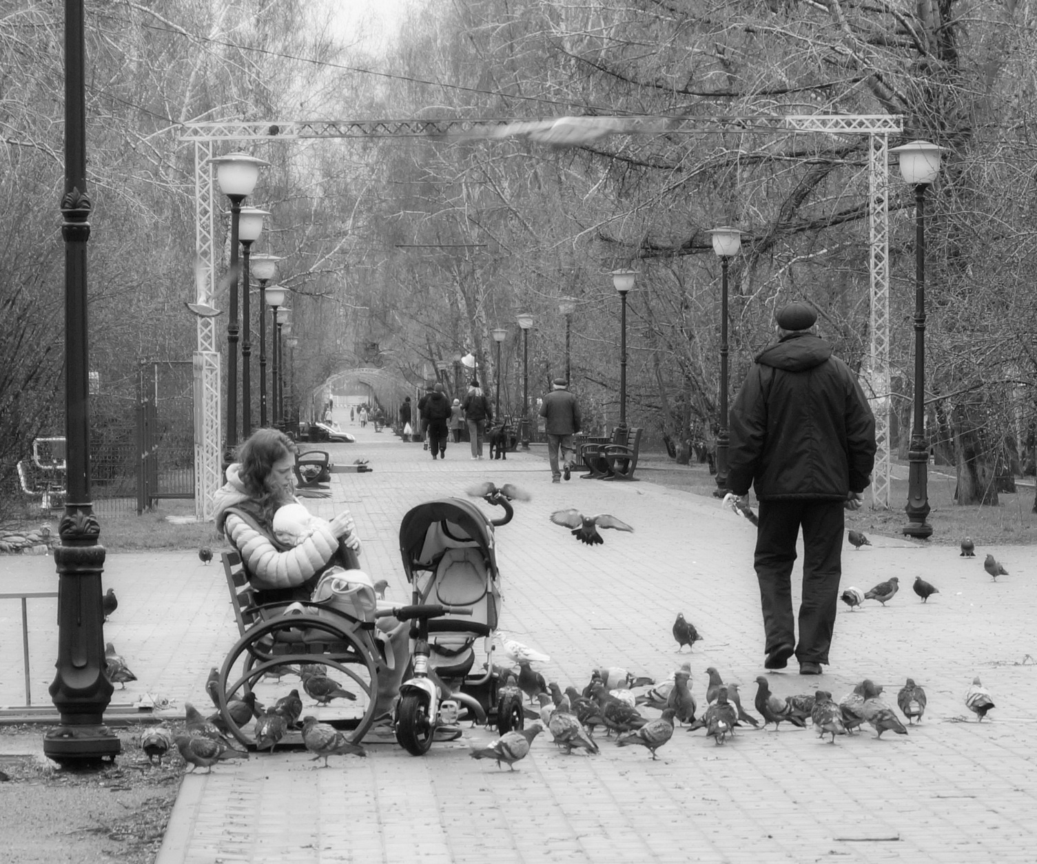 Тоннель. "Кроме женщин и детей". Леон