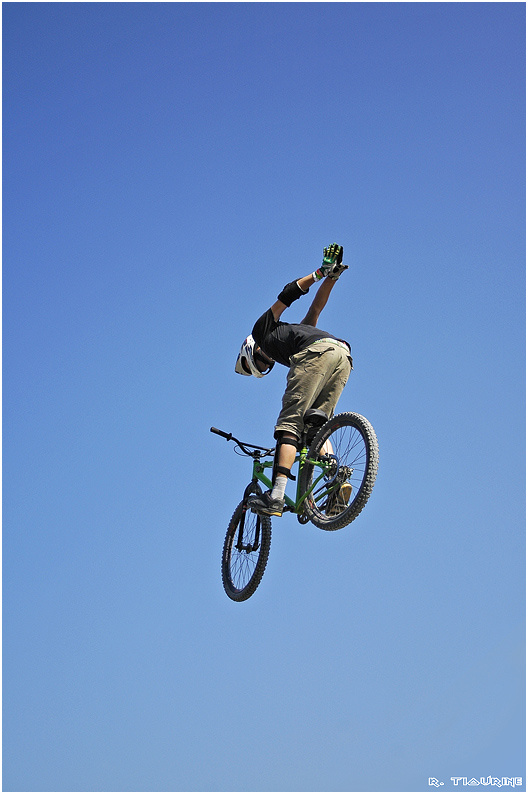 -самоубийца- dirt jumping
