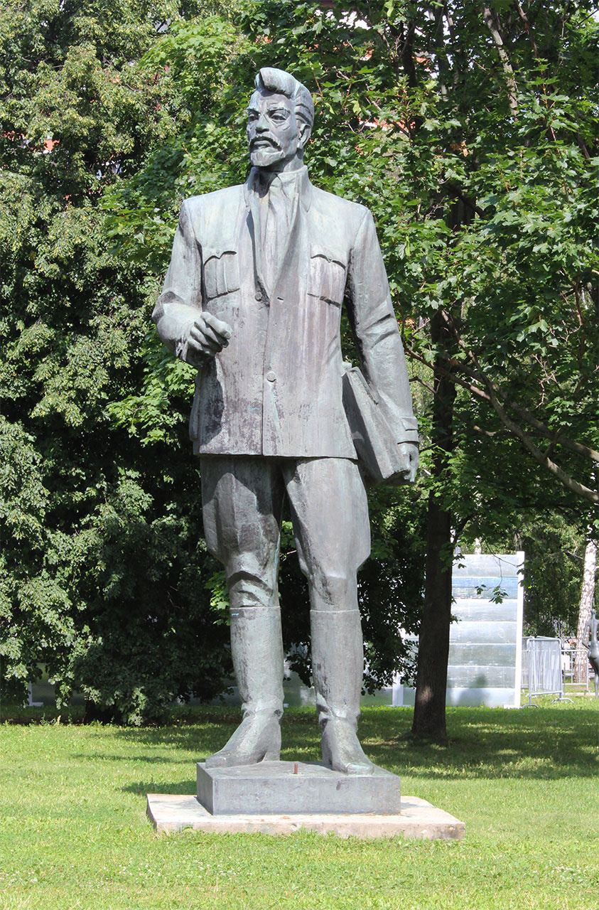 Памятник Свердлову 