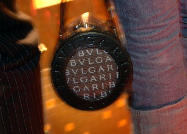 BVLGARI сумка, ноги