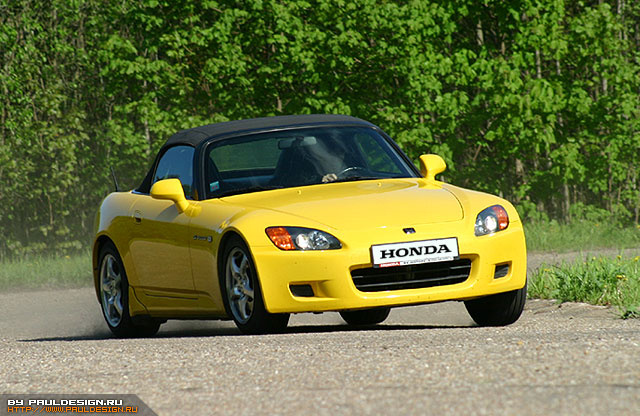 В вираже Honda S2000