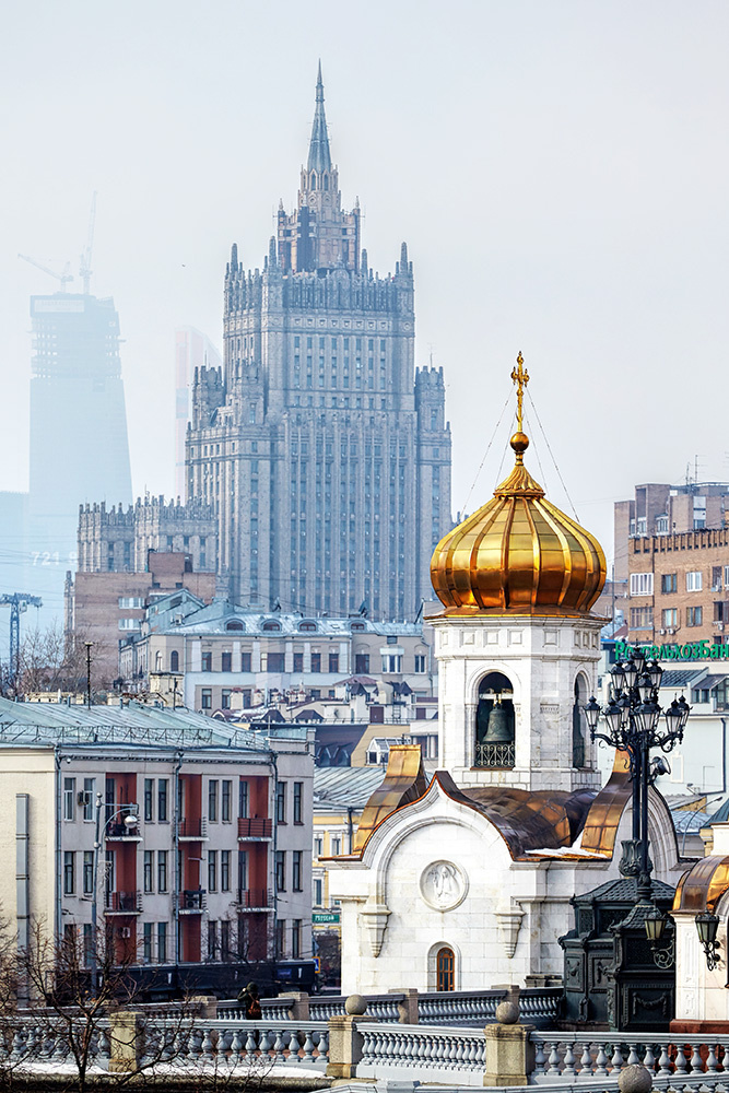 Разные Москва Архитектура МИД Храм Христа Спасителя