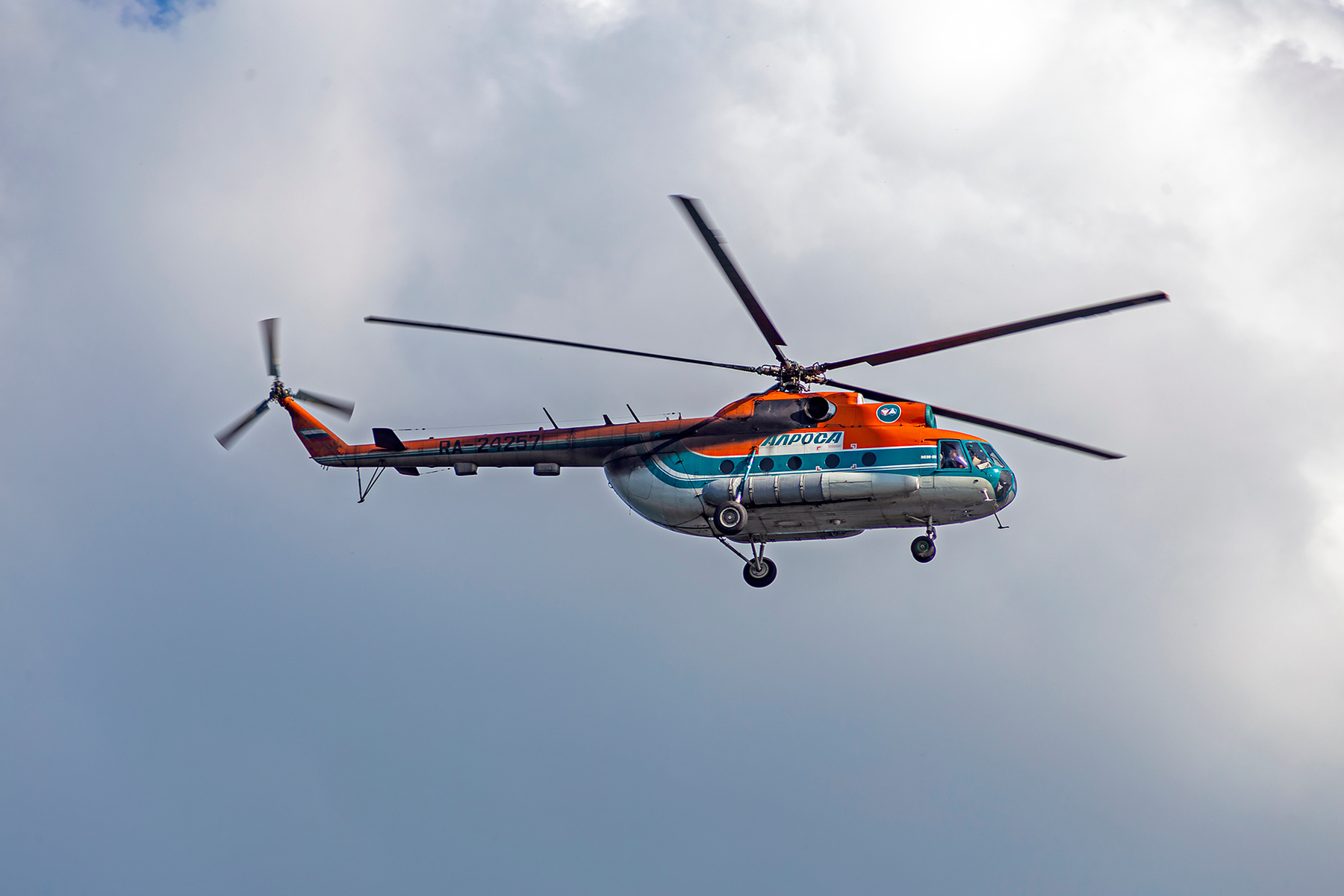 Вертолет АЛРОСА Веритолет МИ-8 Красноярск