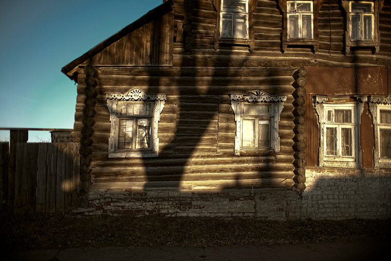 © Тимур Кострома. Russian wooden house окна наличники усадьба сруб russian wooden house 2015