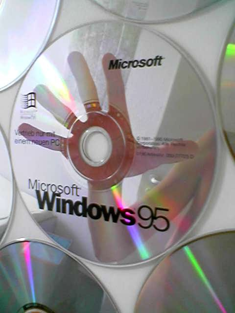 Win 95 - hands back! рука зеркало