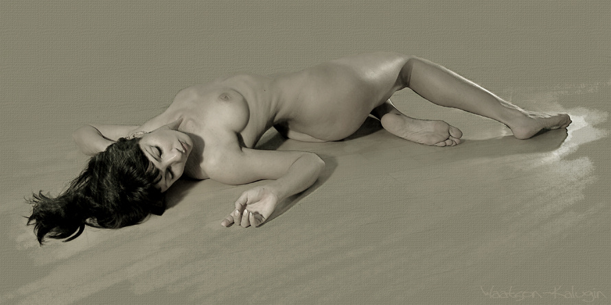 The lying model 
