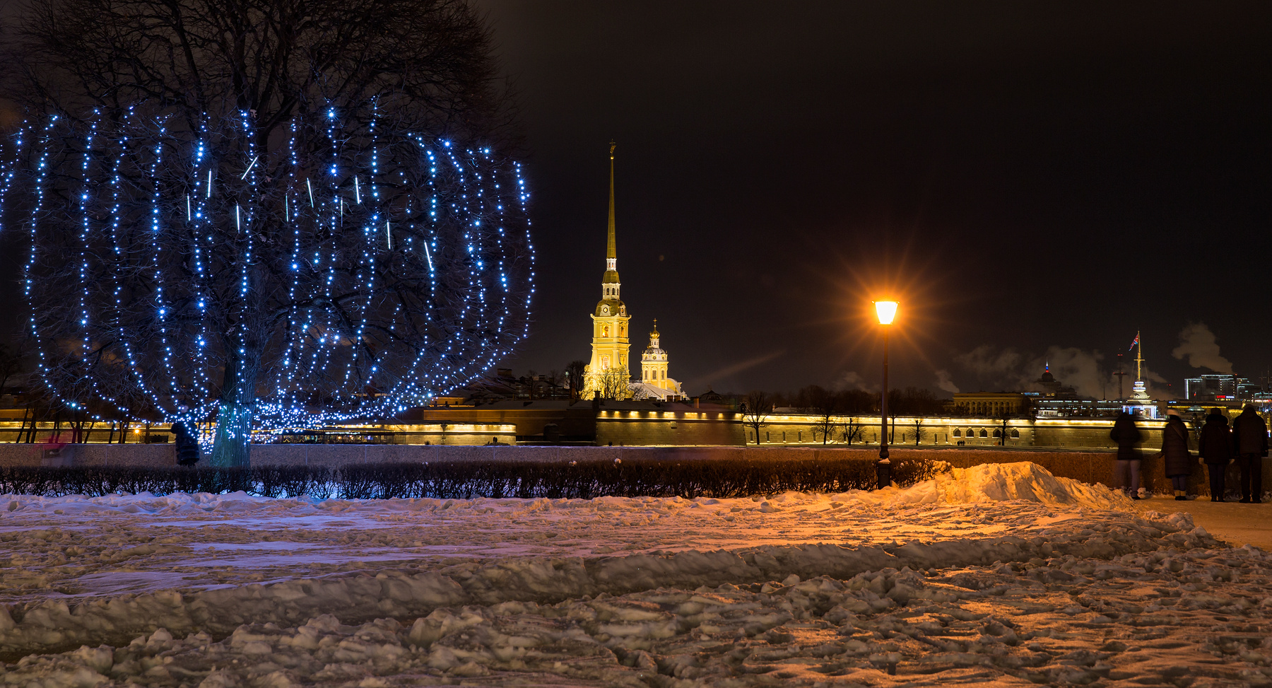Одинокий фонарь 