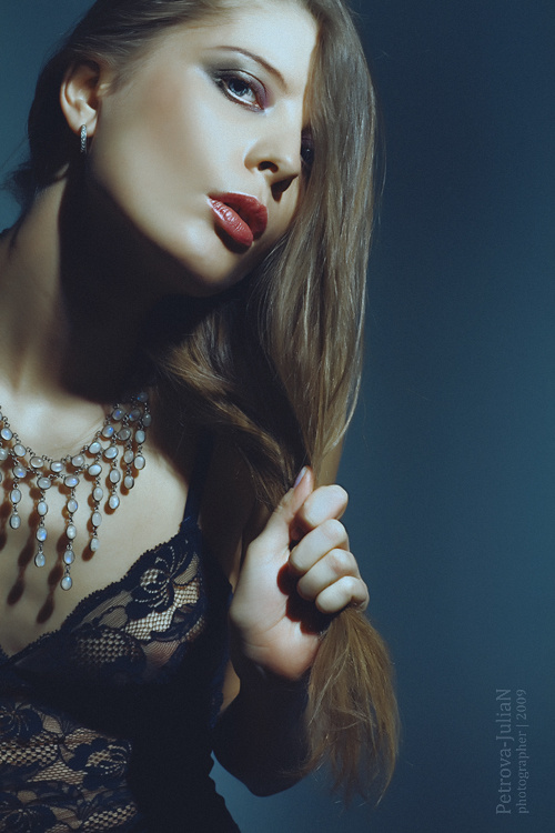 Collana * Юлия Федосеева, Петрова Юлия
