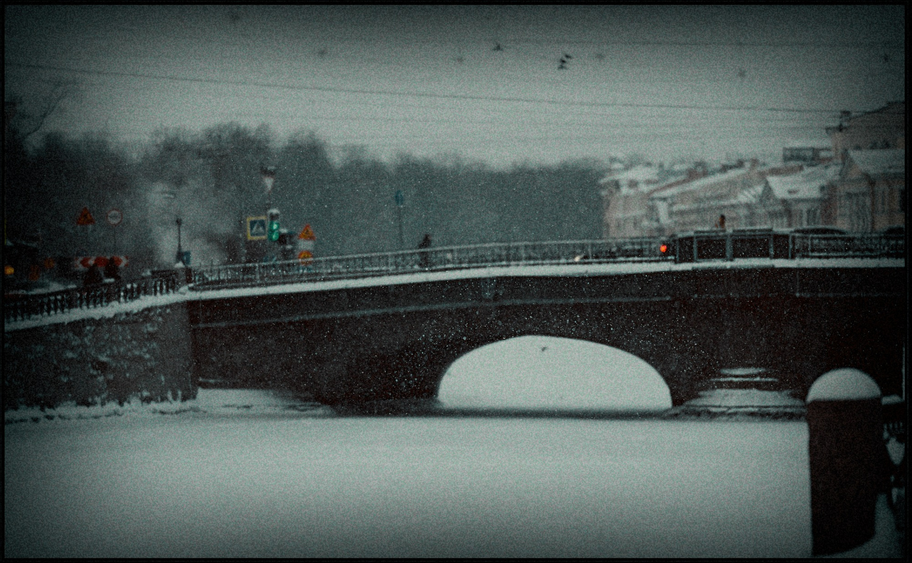 К цирку январь мороз снег