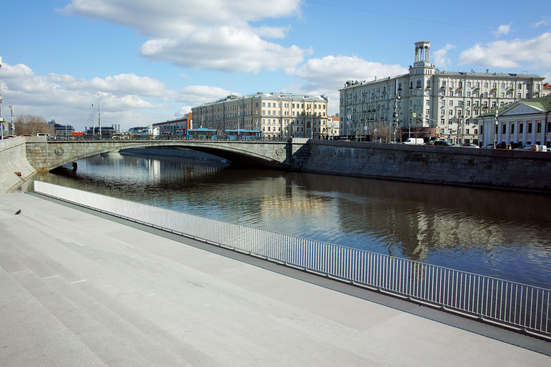 Малый Каменный мост город Москва канал Водоотводный мост Малый Каменный