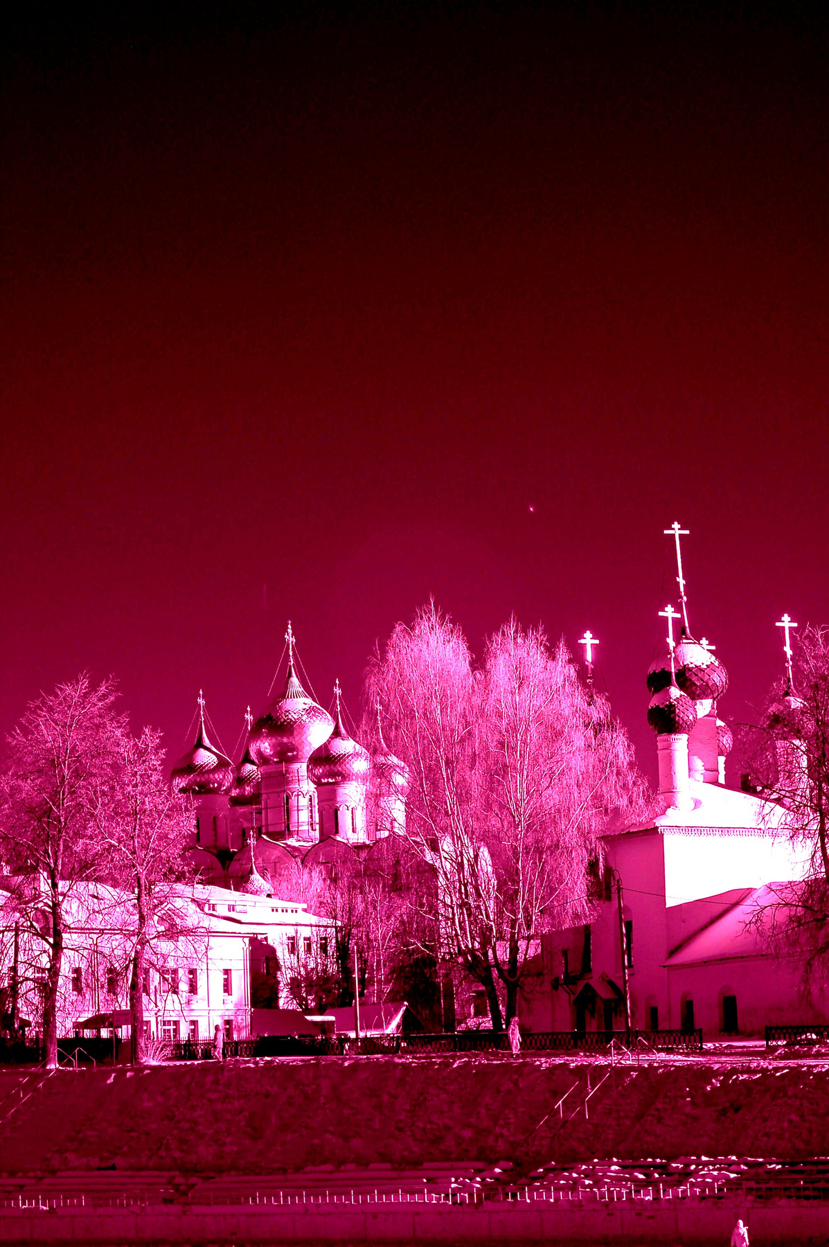 14 05 01 МОМЕНТ ИК ФИКСИРОВАНИЯ НЛО  7 01 2022     DSC_1648  Ярославль.Ярославская губерния.Р.Ф. г.г. от Р.Х. Инфракрасная,чёрно-белая,монохромная, фотография. (infrared imaging) Инфракрасная чёрно-белая монохромная фотография infrared imaging