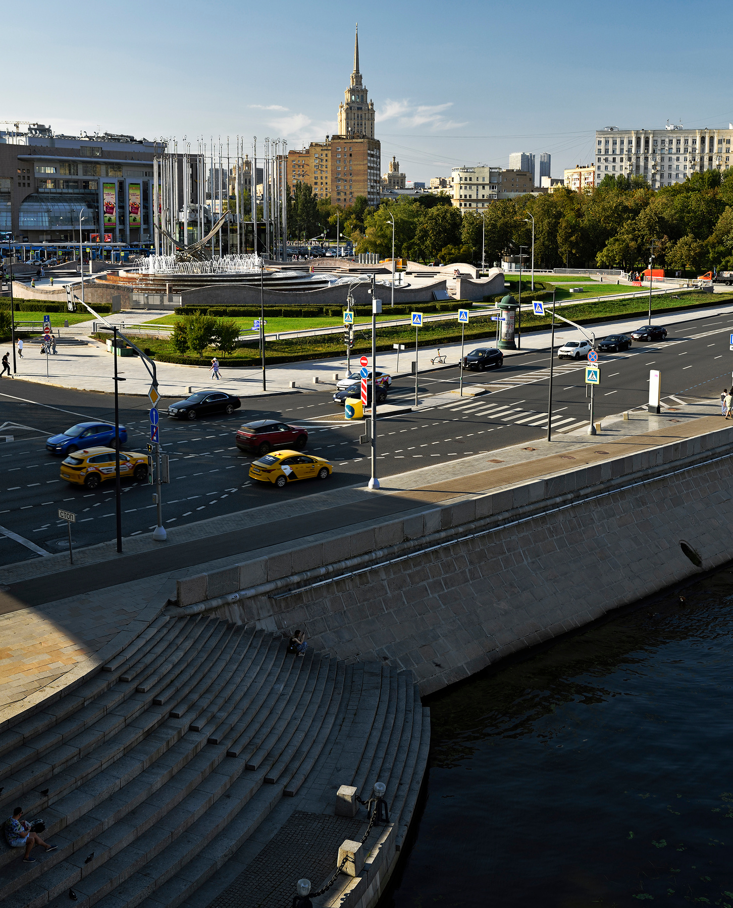 Площадь Европы 