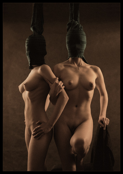 Prisoners of Desire: Virgin Experience: before attack! Ef