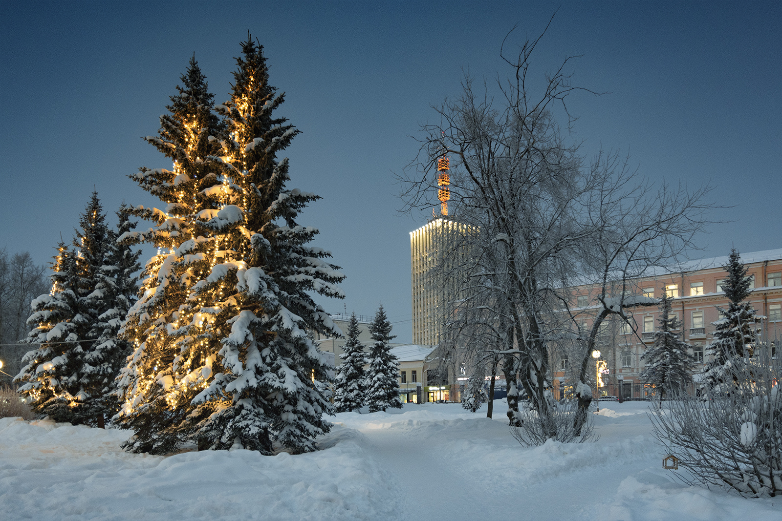 Вечерний Архангельск. 