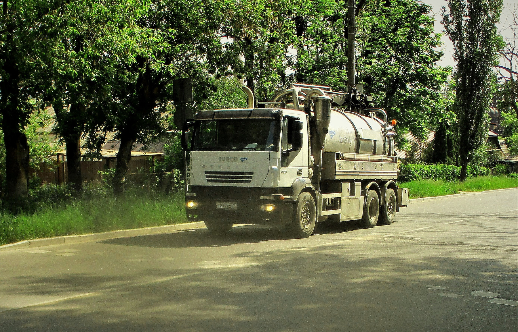 IVECO IVECO авто улица город лето