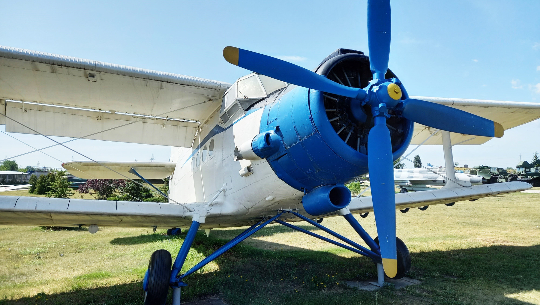 АН-2 