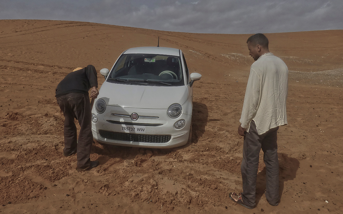 тогда я еще ничего не знал про этот бизнес ) Марокко Morocco Мерзуга Merzouga местный бизнес на песке