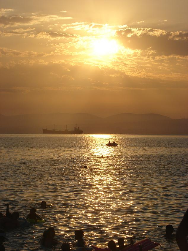 *** закат,море