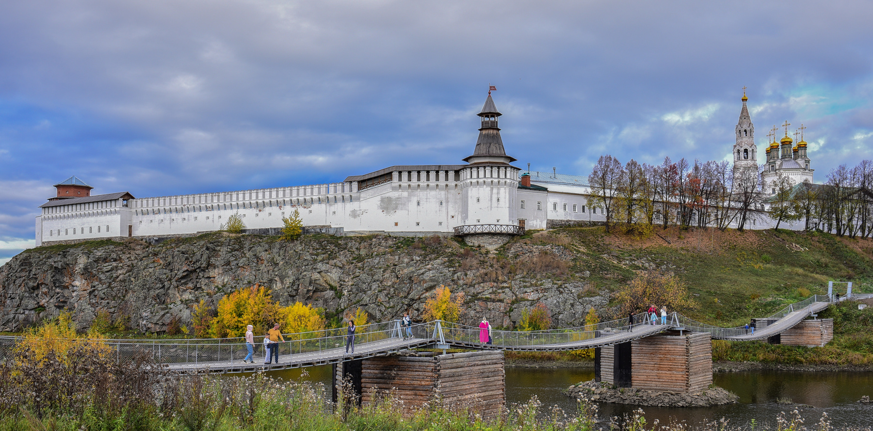 Верхотурье. Вид на кремль со стороны реки Тура 