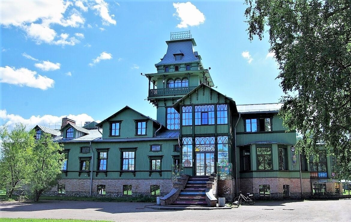 Дача "Бенуа" в Санкт-Петербурге. Дача "Бенуа"