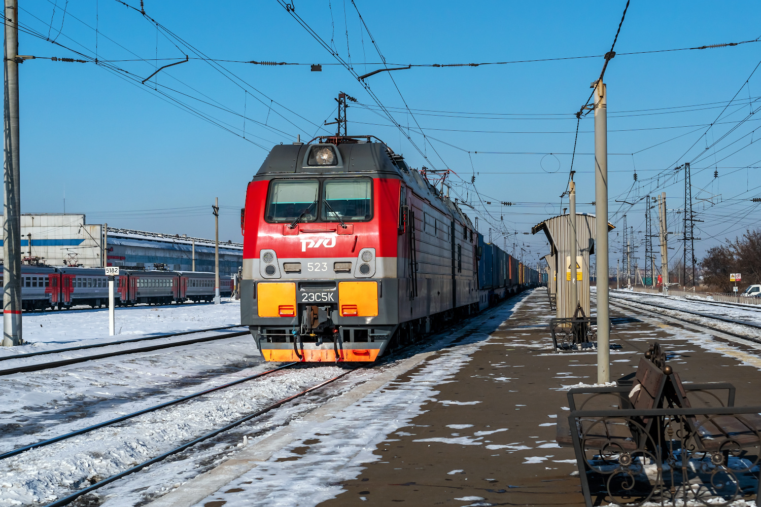 * * * * * railway железная дорога locomotive локомотив электровоз поезд train Russia Siberia Irkutsk Россия Сибирь Иркутск споттинг spotting