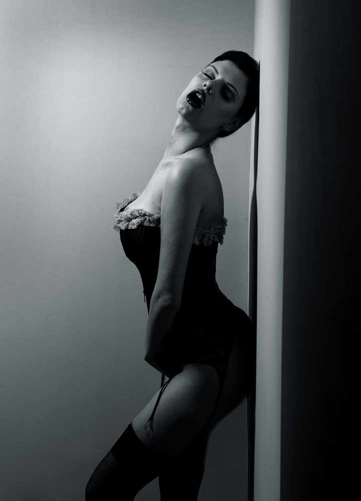 Se jie bellemorte,olga belle morte,fetish