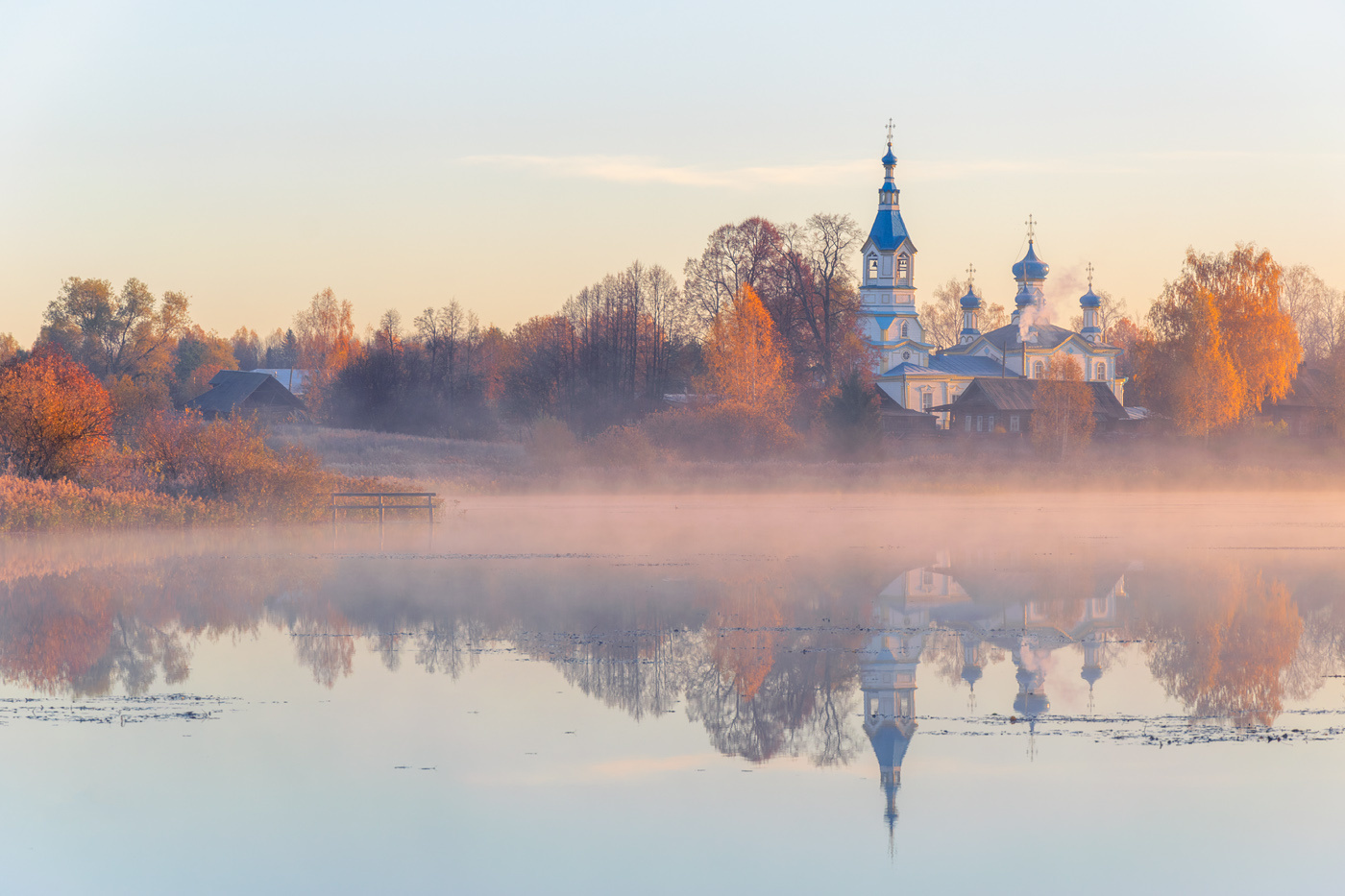 Утренняя дрёма октябрь утро село река церковь