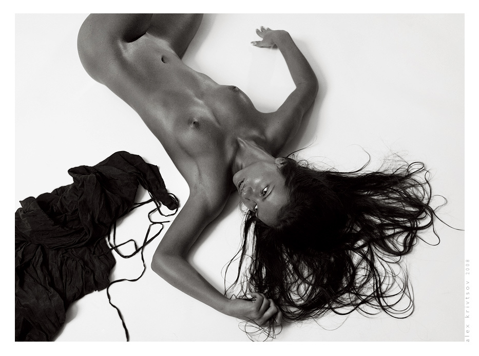 Девочка и платье. nude sensual ню одежда кривцов