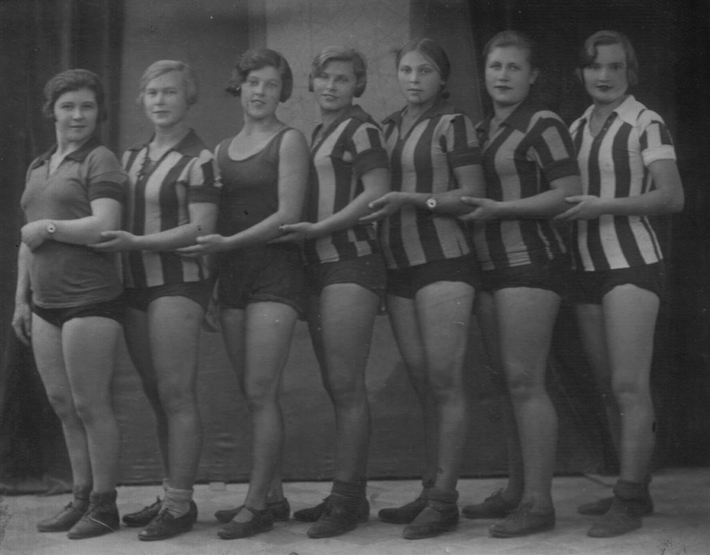 Just Girls 