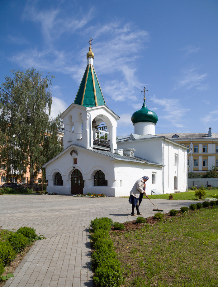 Проснулся утром - убери свою планету... Псков
