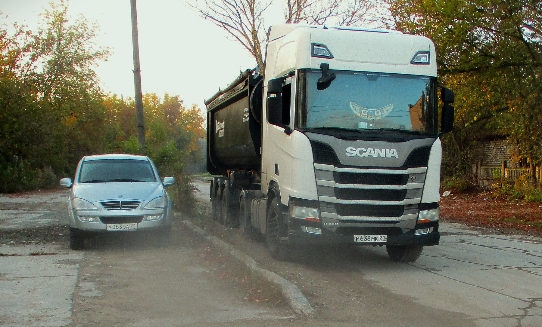 SCANIA SCANIA авто тягач самосвал улица город осень