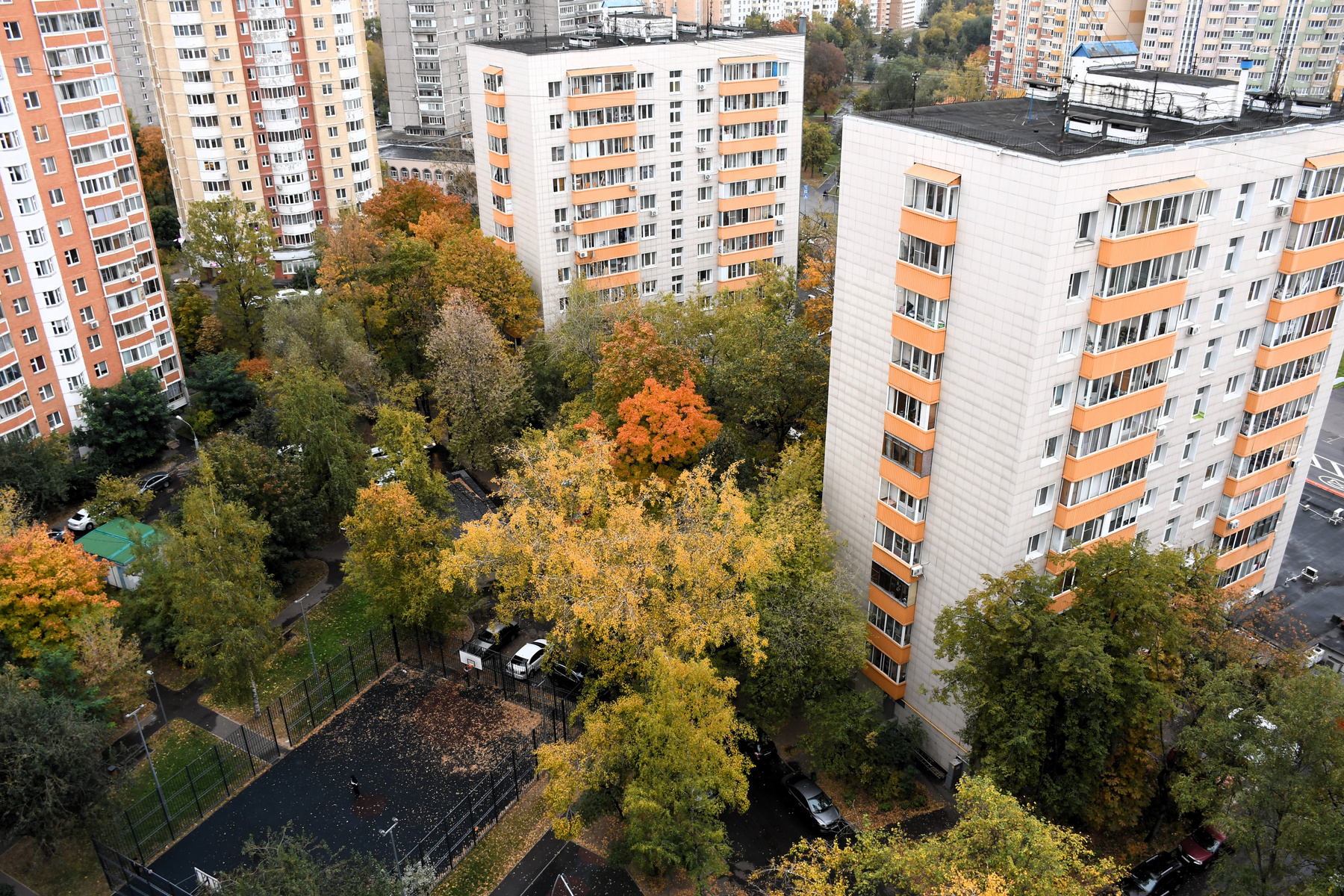 ***Московский дворик 