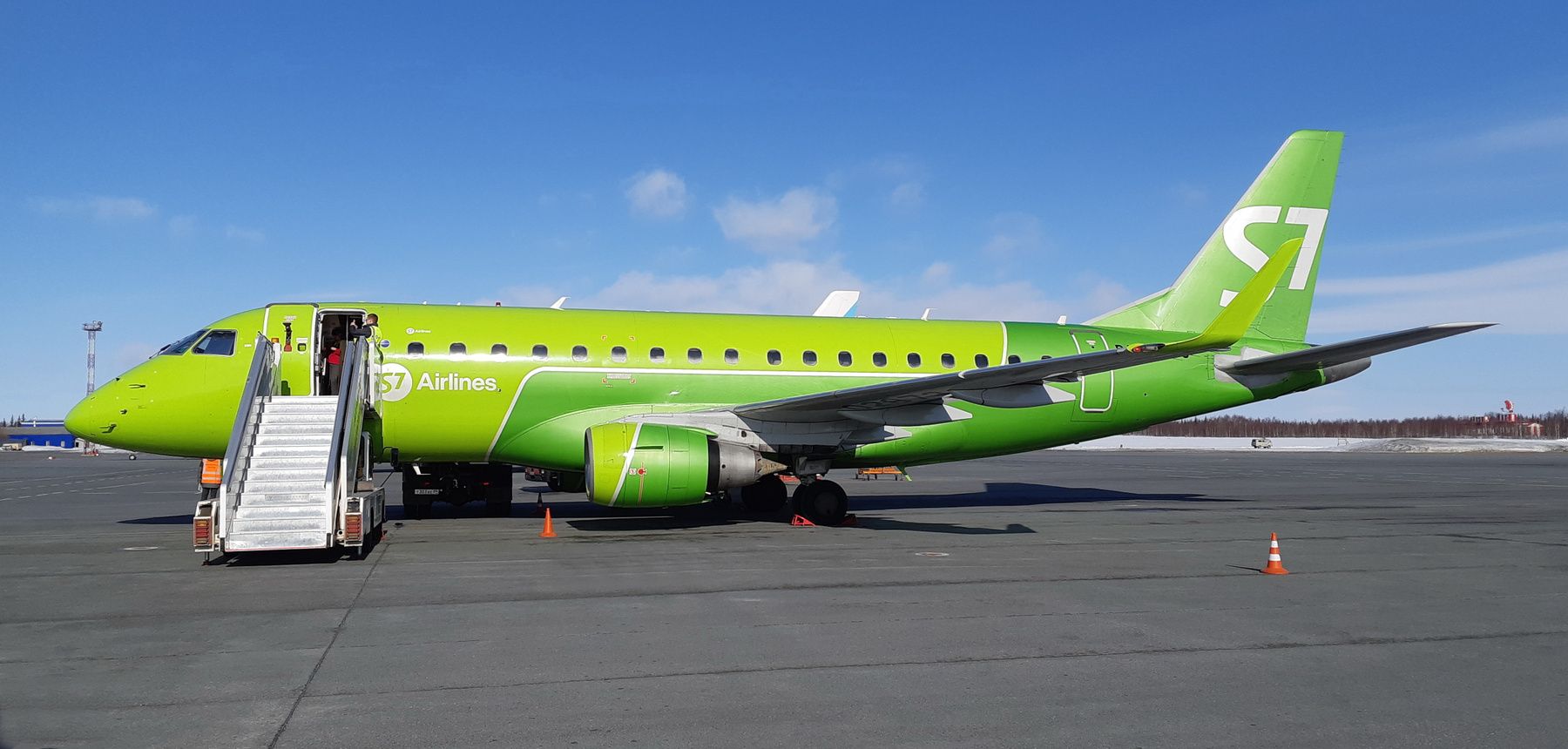 Embraer-170, RA-02873 