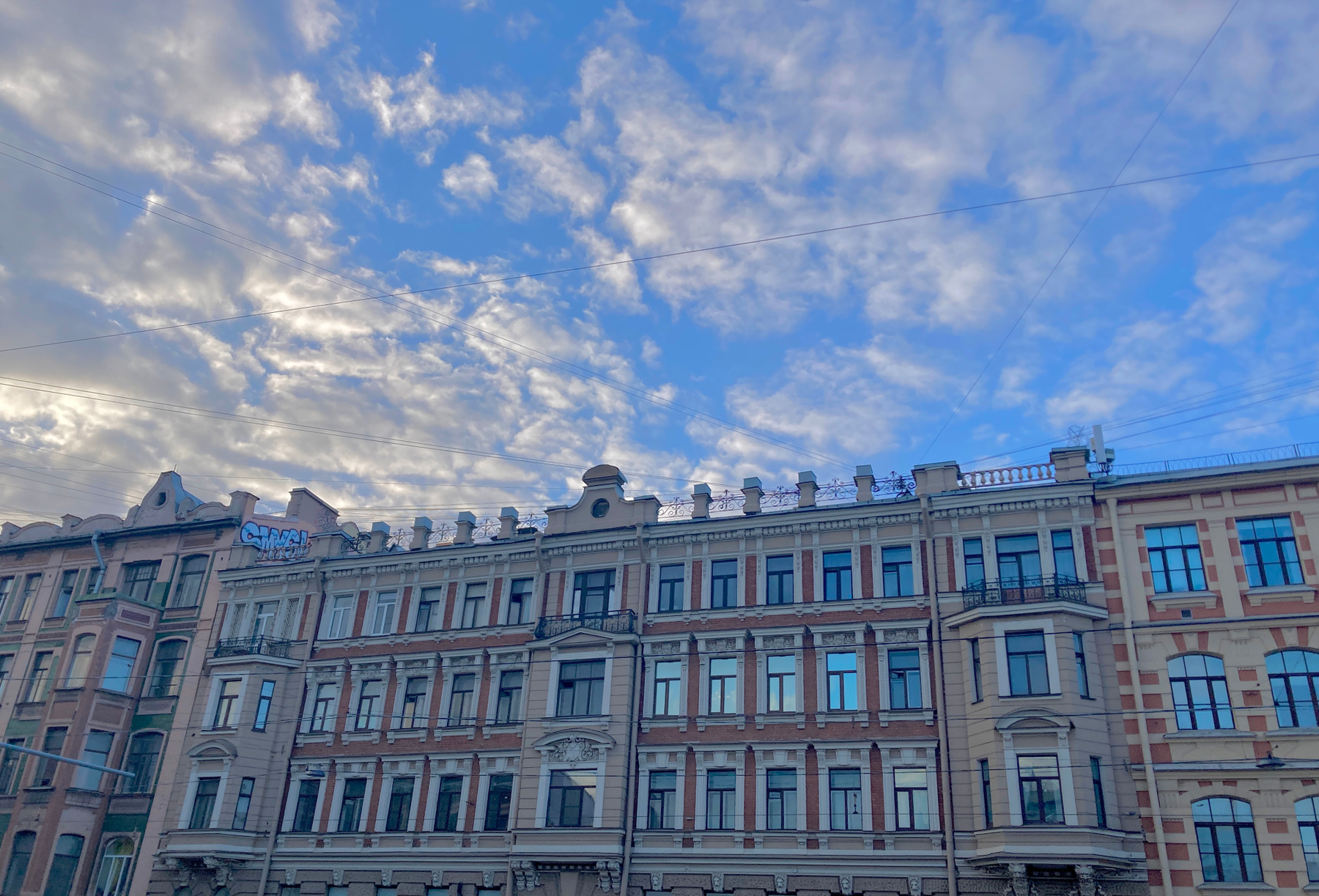 Отражение неба спб васильевский остров небо