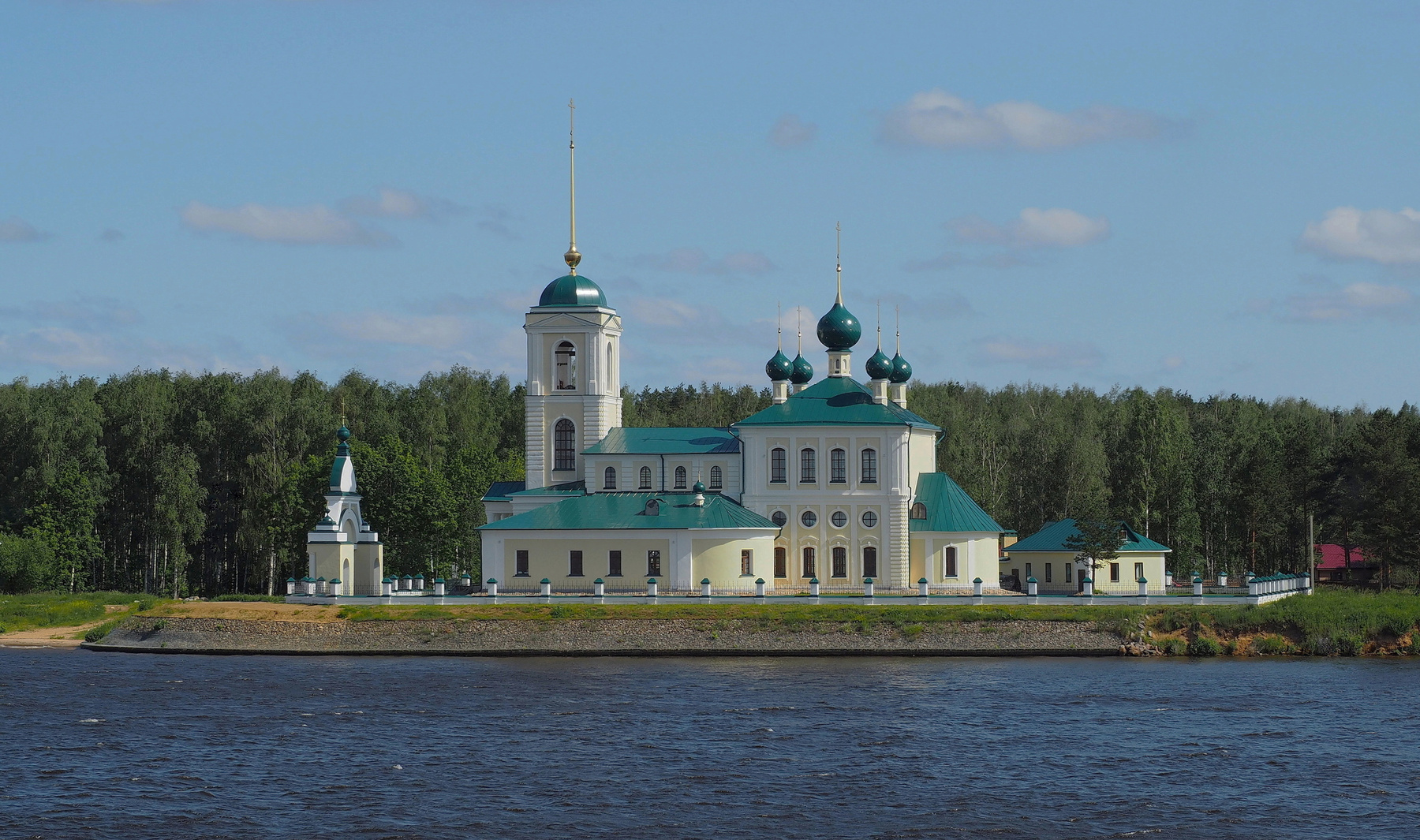 Казанская церковь в с.Ивановском 