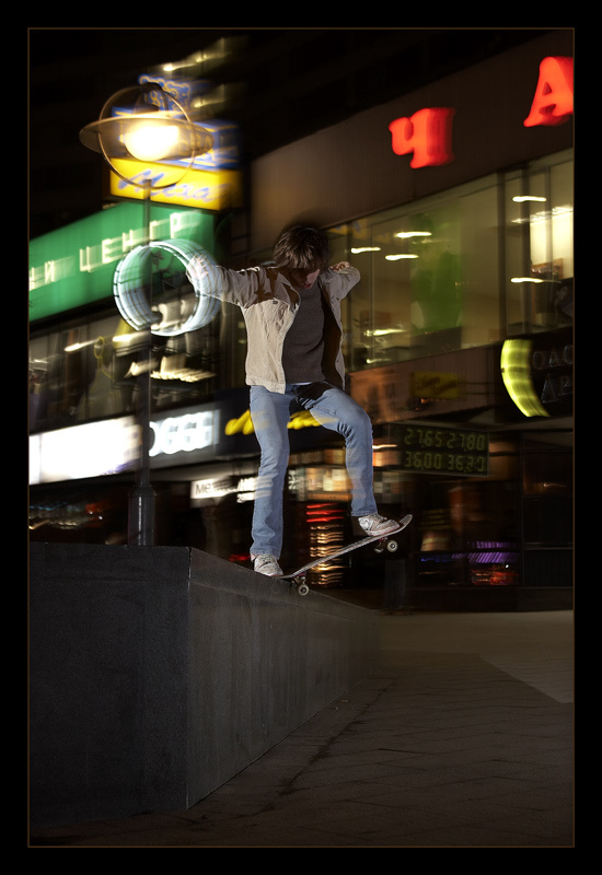 Темнота - друг молодёжи Skate, скейтборд