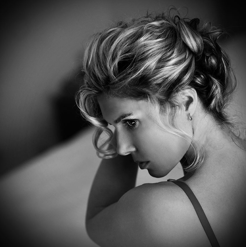 Portrait VI 