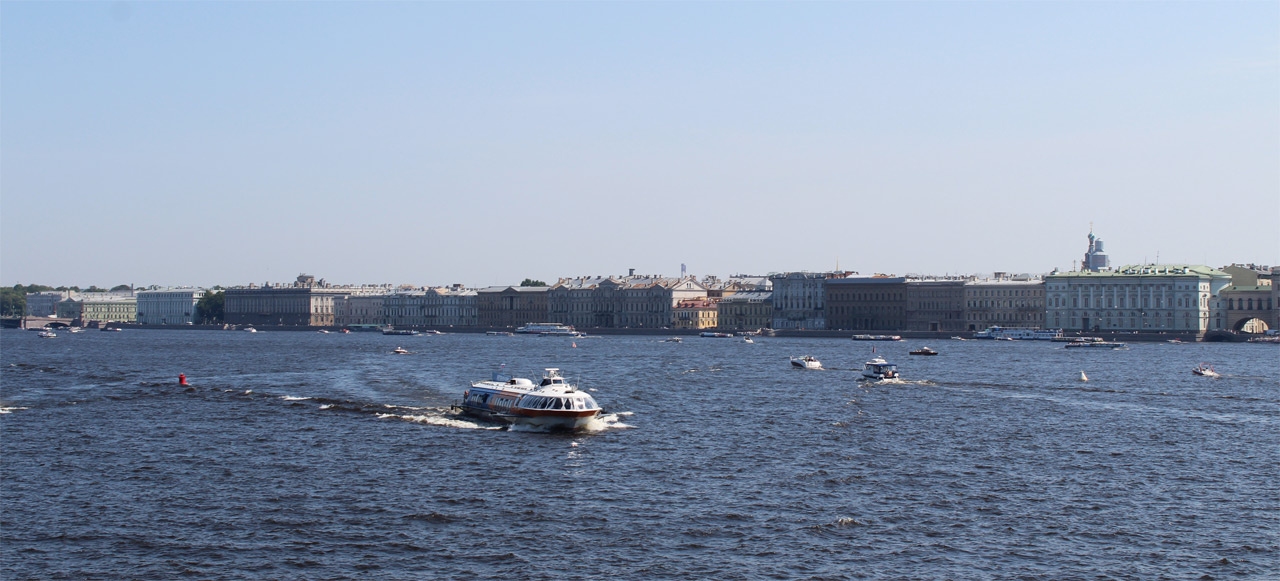 Экскурсии по Неве 