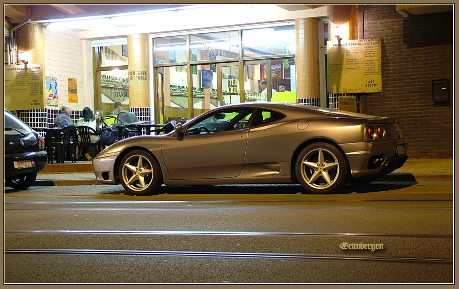 Наши люди на " FERRARI" в булочную не ездят... FERRARI