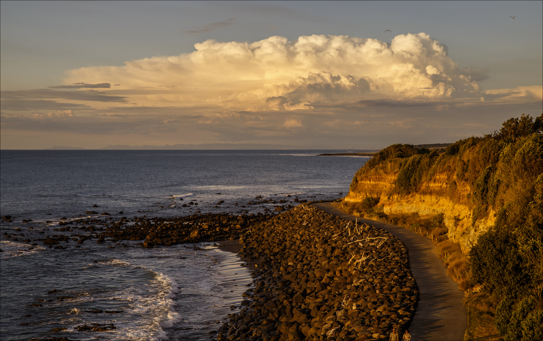Далёкое Новая Зеландия Северный остров Тасманово море Нью Плимут New Zealand North Island Tasman See Plymouth