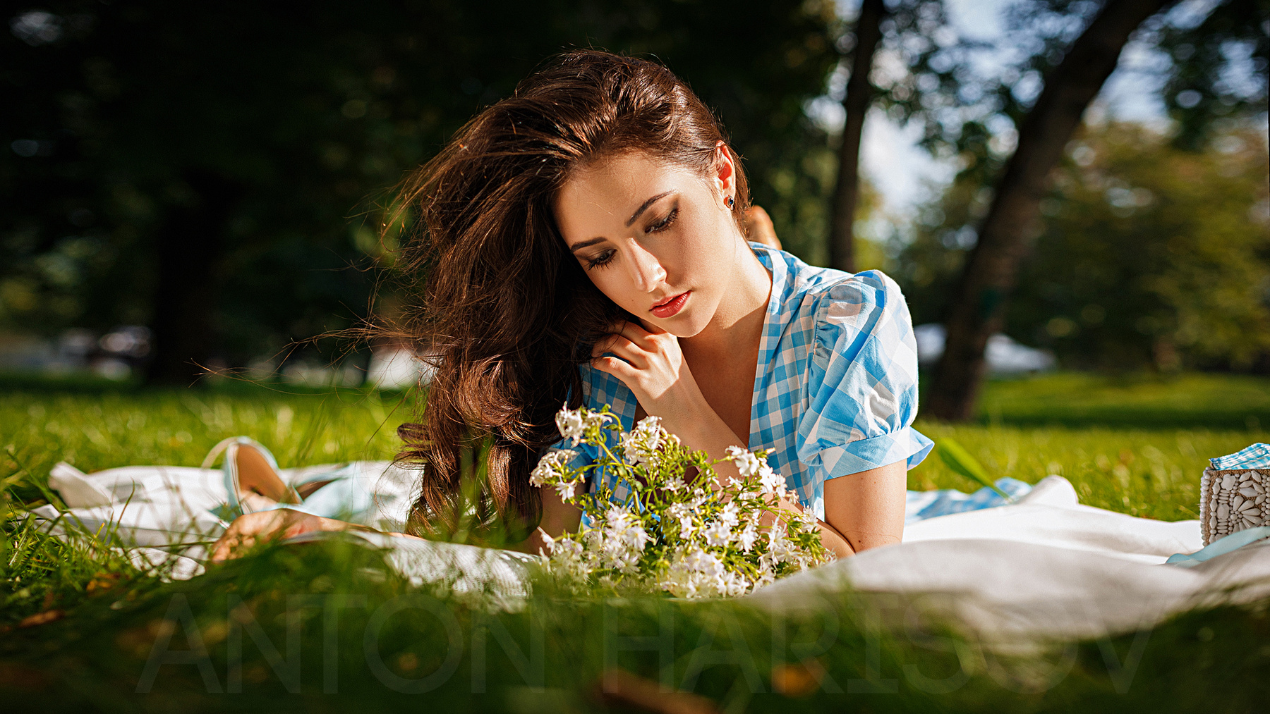 Maria portrait girl beauty eyes russian canon fashion woman art sexy femme movie mood cinematic inspiration daylight popular post-processing antonharisov fotoshi photography model sensual