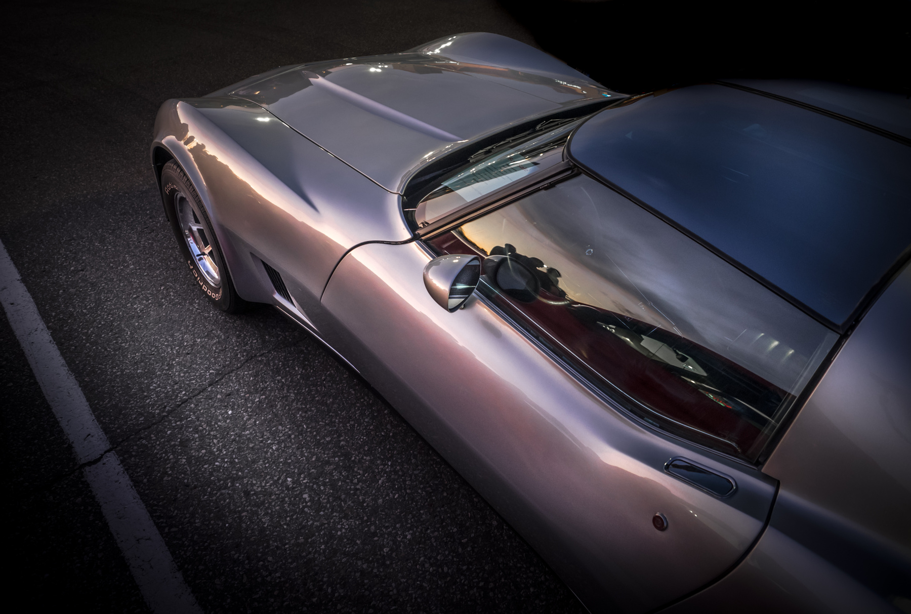 NIGHT VETTE 