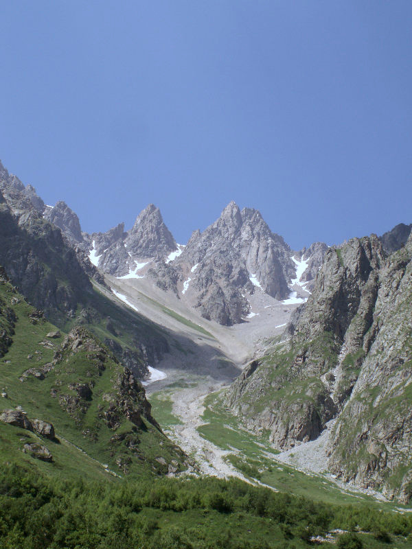 цей 