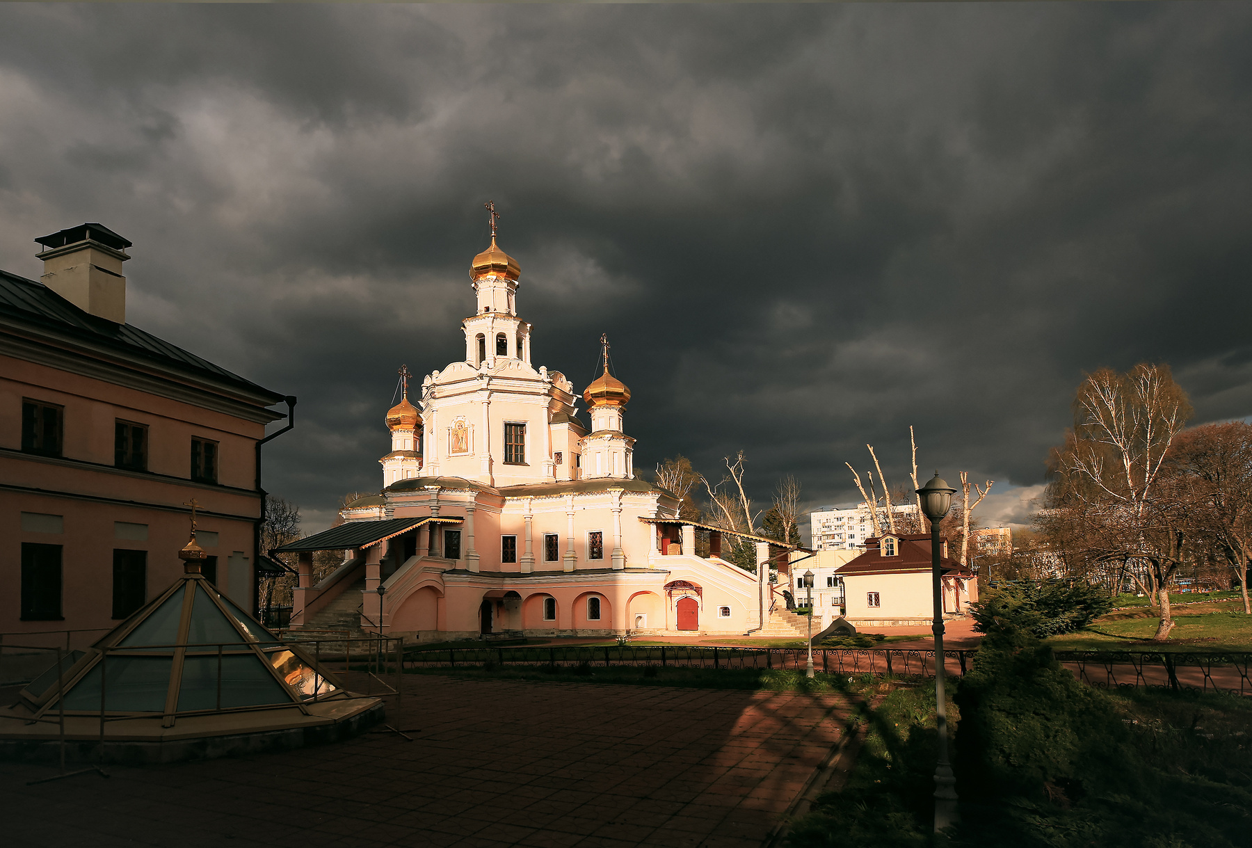 Непогода Храм Бориса и Глеба Москва