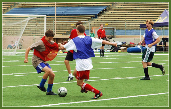 Чей же мячь? Soccer, футбол