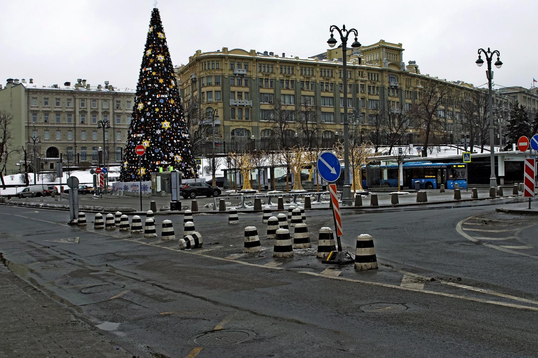 Славянская площадь город Москва площадь Славянская